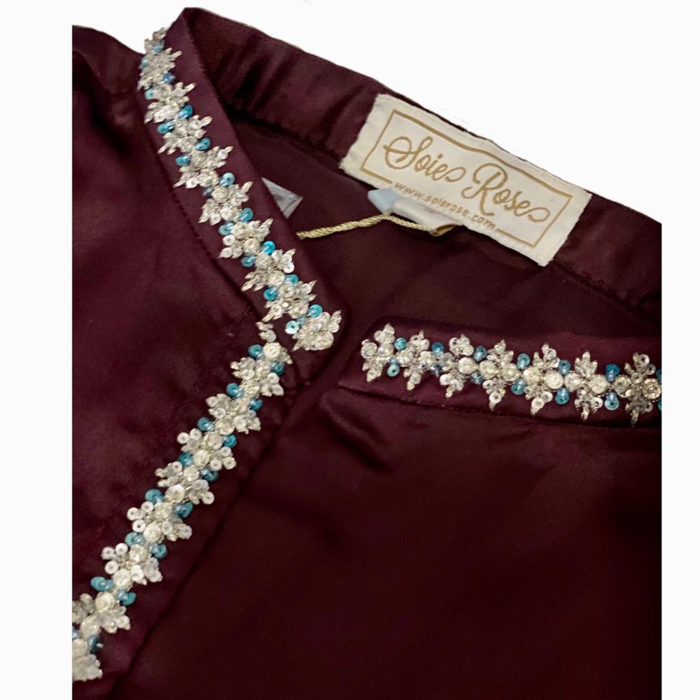 Women embellished satin blouse - Picture 2 of 5